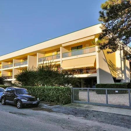 아파트 Croce Del Sud-8 By Interhome